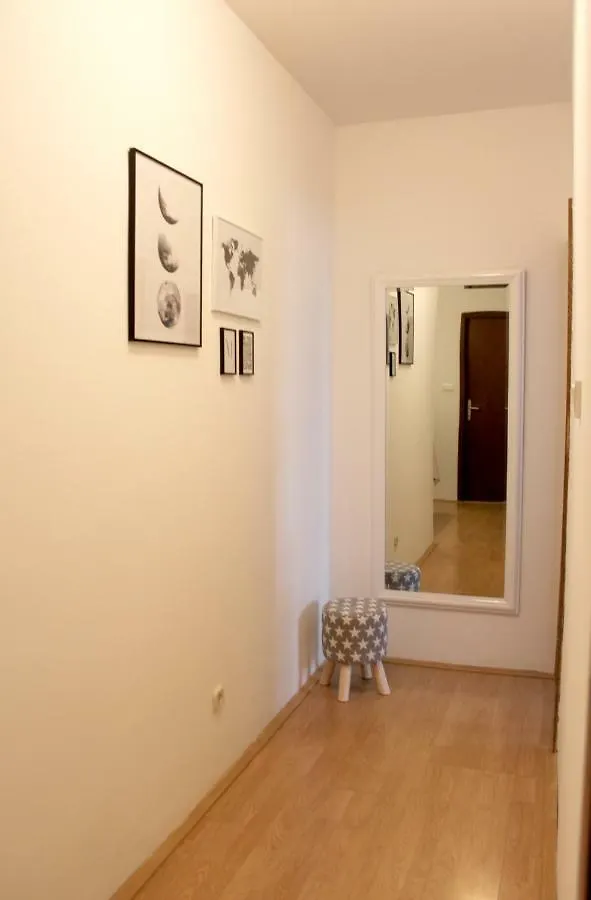 Marjan Hill Apartment - Close To Center & Garage Split