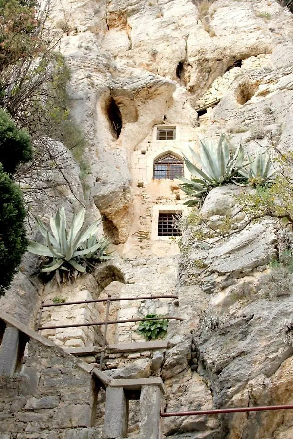 Marjan Hill Apartment - Close To Center & Garage Split