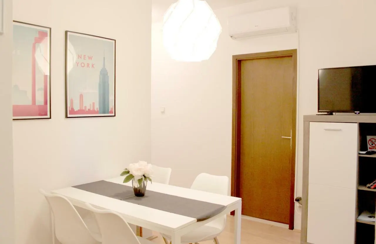 Marjan Hill Apartment - Close To Center & Garage Split