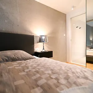  Apartment The Place